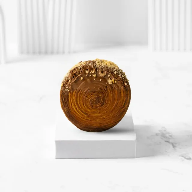 رۆڵا نیویۆرک ب نوتێلا